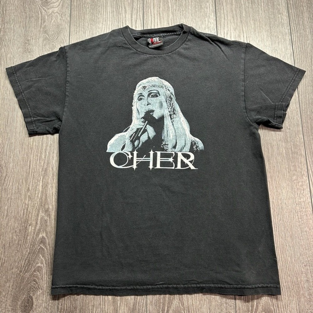 Vintage Cher Farewell Tour 2003 Medium Shirt Giant Black Graphic Concert Mens